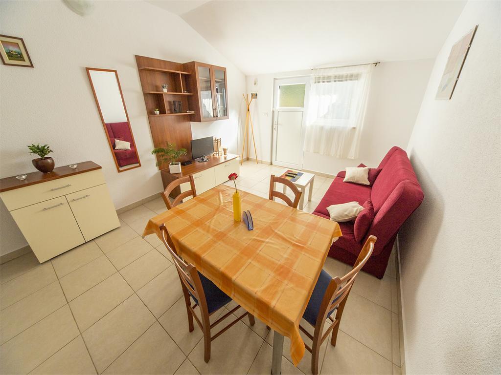 Apartments Katoro Relax Umag Exteriör bild