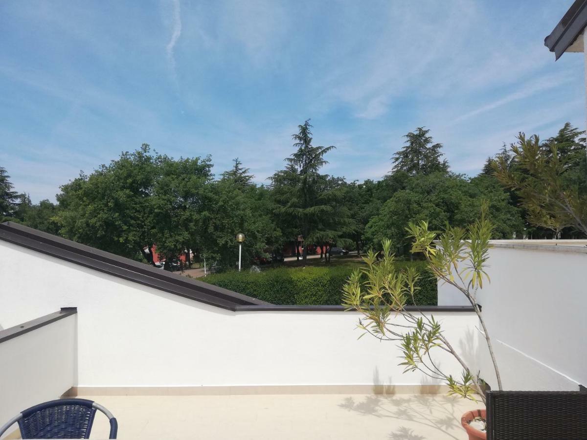 Apartments Katoro Relax Umag Exteriör bild