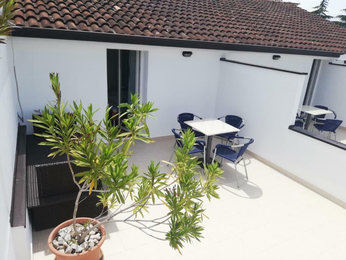 Apartments Katoro Relax Umag Exteriör bild